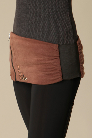 Brown Studs