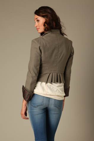 Taupe