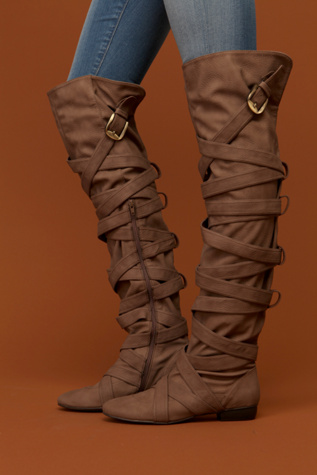 Strapping Over The Knee Boot