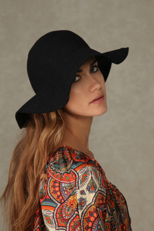 Janis Brimmed Wool Tall Hat