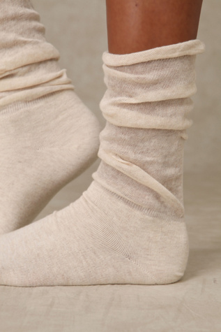 Ruffle Slouch Sock