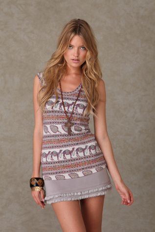 Sleeveless Ruffle Up Solid Tunic