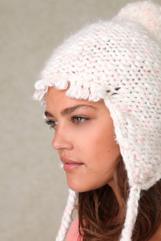 Trapped Puffer Hat