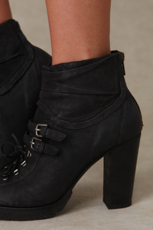 Strasborg Heeled Hiker