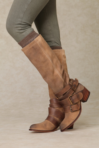 Leone Triple Buckle Boot