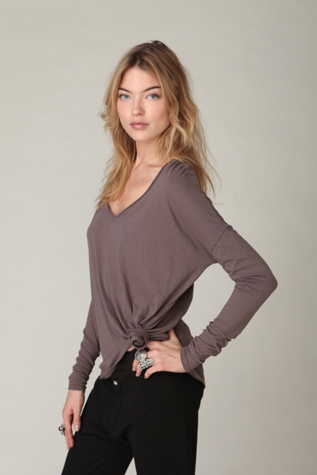 V-Neck Beheaded Tee