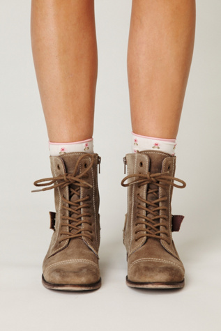 Max Lace Up Boot