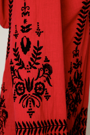 Embroidered Flora Pullover