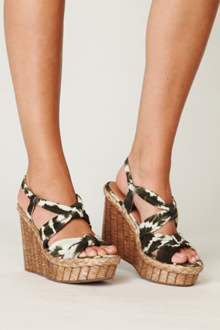 Bacoli Wedge