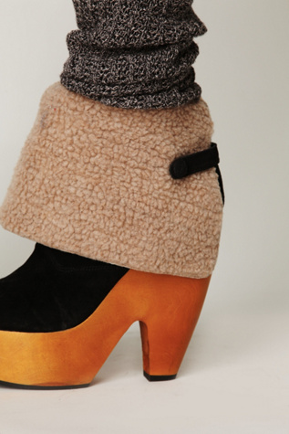 Julietta Platform Boot