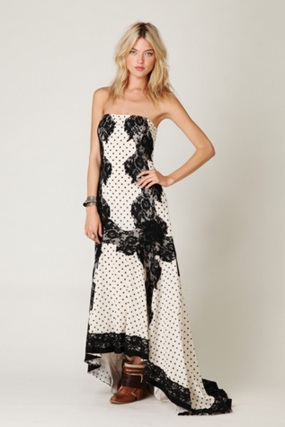 Dancing Dot Maxi Dress