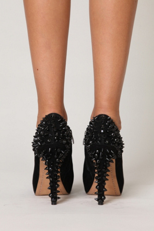 Rizzo Spike Heel