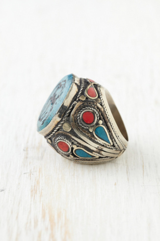 Saldana Chunk Ring