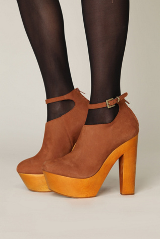 Gavin Ankle Strap Platform