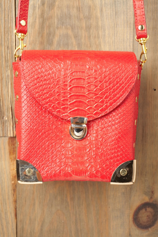 Cayenne Crossbody