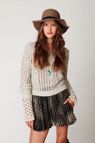 Caldra Layer Pullover