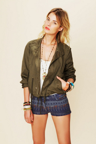 Monroe Textured Short