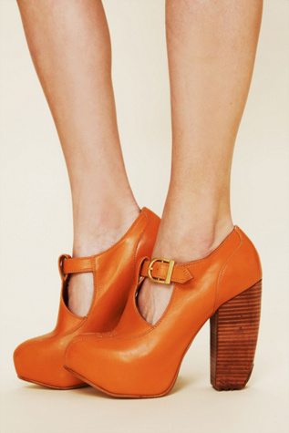 Alka Platform Heel