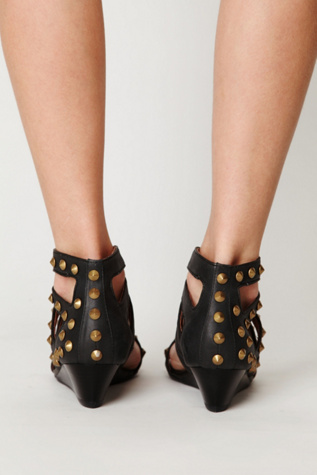 Black / Brass