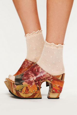Half Moon Clog