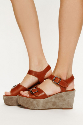 Onya Buckle Platform