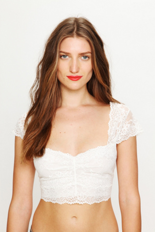Scallop Edge Lace Crop