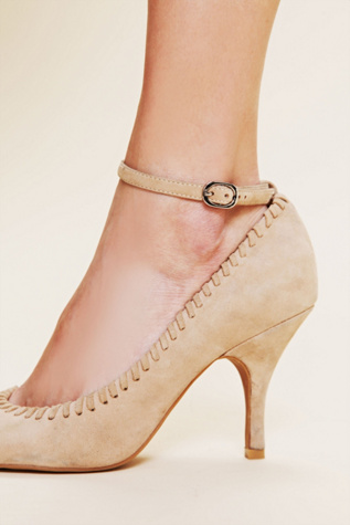 Estella Heel
