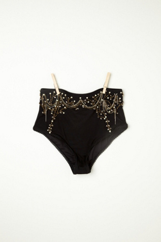 Beads and Chains Microshort