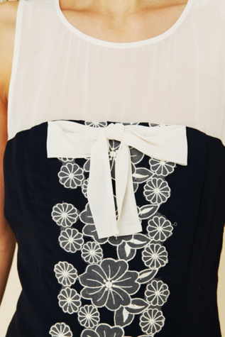 Daisy Garden Shift Dress