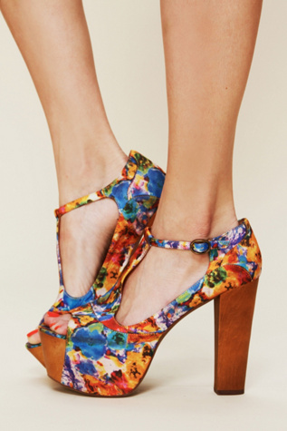 Eloise Floral Platform