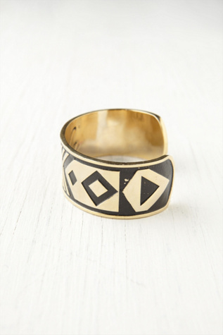 Black / Gold