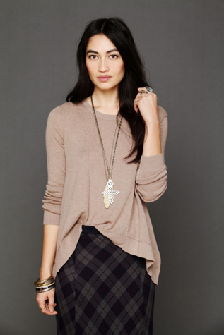 Long Sleeve Boxy Lace Back Pullover