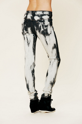 5 Pocket Skinny Jean