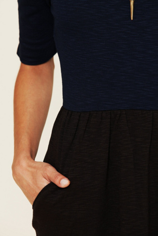 Navy / Black