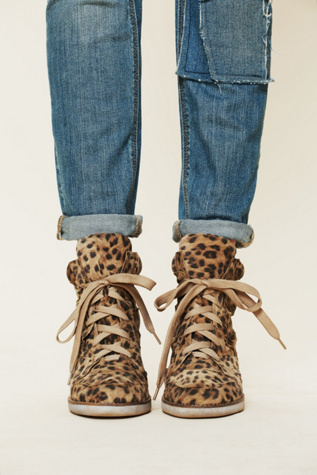 Leo Wedge Sneaker