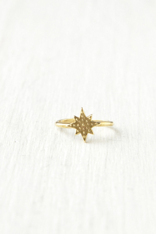 Motif Toe Ring
