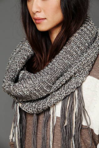 Loop Knit Fringe Scarf
