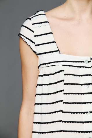 Ivory / Black