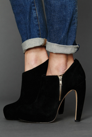 Dakota Heel Bootie