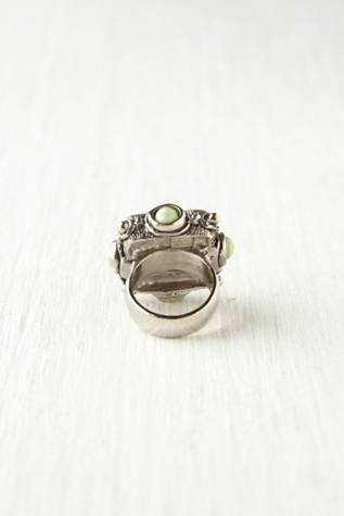 Silver Green