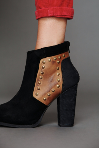 Black/Tan