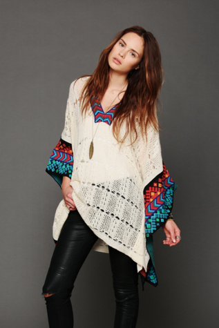 Guipil Poncho
