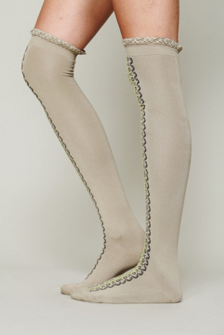 Daisy Trail Tall Sock