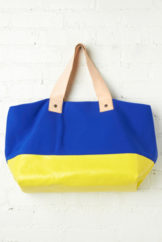 Neo Tote
