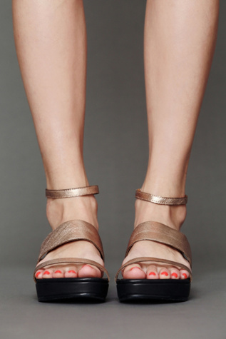 Black/Rose Gold