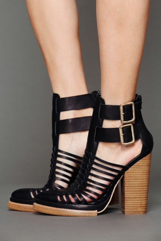 Fairfax Heel