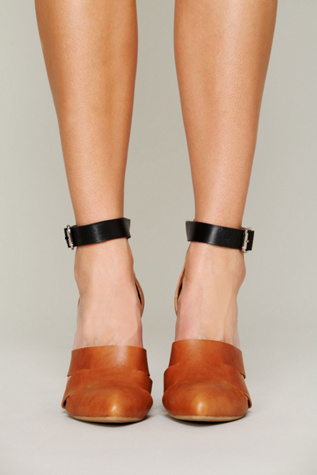 Tan/Black