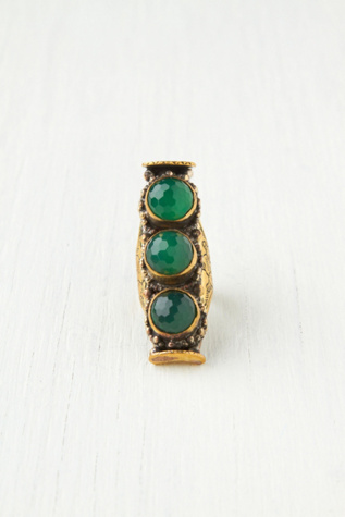 3 Stone Saddle Ring