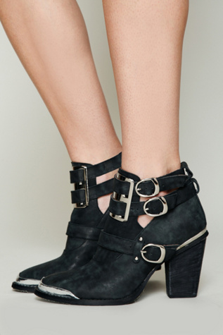 Lindi Buckle Back Boot