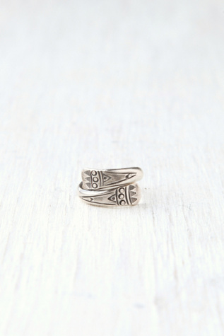 Veda Detail Ring